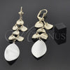 Arete Largo 77.009 Oro Laminado, Diseño de Oja, Pulido, Tres Tonos