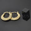 Argolla Pequeña 5.157.031 Oro Laminado, Diseño de Flor, Diamantado, Tono Dorado