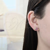 Arete Dormilona 02.94.0092 Oro Laminado, Diseño de Corazón, con Rubi and Blanca Micro Pave, Pulido, Tono Dorado