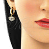 Argolla Huggie 02.341.0072.15 Oro Laminado, Diseño de Ojo Griego, con Zafiro Azul and Blanca Micro Pave, Pulido, Tono Dorado