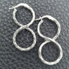Argolla Mediana 02.389.0165.30 Plata Rodinada, Diseño de Torcido, Diamantado, Tono Plateado
