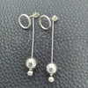 Arete Largo 02.399.0002 Plata Rodinada, Diseño de Bola, Pulido, Tono Plateado