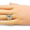 Anillo Elegante 01.411.0003 Oro Laminado, Diseño de Guadalupe y Llave Griega, Esmaltado Negro, Tono Dorado (One size fits all)