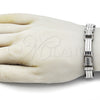 Pulsera Solida 03.115.0022.09 Acero Inoxidable, Pulido, Tono Plateado (12 MM Thickness, 9 Inches Length)