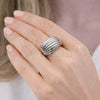 Anillo Elegante 01.213.0054.1 Rodio Laminado, Diseño de Gota, Diamantado, Rodinado (Talla Unica)