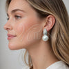 Arete Dormilona 02.436.0053.1 Rodio Laminado, Diseño de Bola y Gota, con Madre Perla Marfil y Zirconia Cubica Blanca, Pulido, Rodinado