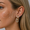 Arete Dormilona 02.204.0089 Oro Laminado, Diseño de Gota, con Micro Pave Blanca, Pulido, Tono Dorado
