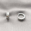 Argolla Huggie 02.266.0102.15 Rodio Laminado, Diseño de Llave Griega, con Micro Pave Blanca, Pulido, Rodinado