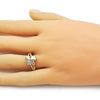 Anillo Multi Piedra 01.266.0059 Oro Laminado, Diseño de Flor, con Micro Pave Blanca, Pulido, Dorado