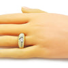 Anillo Multi Piedra 01.196.0009 Oro Laminado, Diseño de Chunky, con Zirconia Cubica Blanca, Diamantado, Dorado