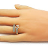 Anillo Multi Piedra 01.266.0070 Oro Laminado, Diseño de Hebillas de Cinturon, con Micro Pave Blanca, Pulido, Dorado