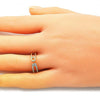 Anillo Multi Piedra 01.213.0004 Oro Laminado, Diseño de Paperclip, con Micro Pave Blanca, Pulido, Dorado