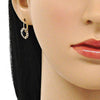 Arete Gancho Frances 02.122.0082.1 Oro Laminado, Diseño de Oja, con Zirconia Cubica Negro y Blanca, Pulido, Dorado