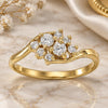 Anillo Multi Piedra 5.165.029.06 Oro Laminado, con Zirconia Cubica Blanca, Pulido, Tono Dorado (Tamaño 6)