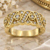 Anillo Multi Piedra 5.166.010.06 Oro Laminado, Diseño de Besos y Abrazos, con Zirconia Cubica Blanca, Pulido, Tono Dorado (Tamaño 6)