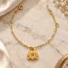 Pulsera de Dije 03.16.0009 Oro Laminado, Diseño de Niñita Pequeña y Niñita Pequeña, con Cristal Blanca, Esmaltado Amarillo, Tono Dorado (6 Pulgadas de Largo)