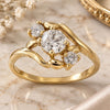 Anillo Multi Piedra 5.165.018.09 Oro Laminado, con Zirconia Cubica Blanca, Pulido, Tono Dorado (Tamaño 9)