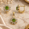 Juego de Arete y Dije de Adulto 10.150.0033.5 Oro Laminado, Diseño de Flor, con Zirconia Cubica Verde Claro y Blanca, Pulido, Tono Dorado