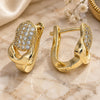 Argolla Huggie 02.156.0166 Oro Laminado, con Micro Pave Blanca, Pulido, Tono Dorado