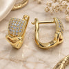 Argolla Huggie 02.156.0165 Oro Laminado, Diseño de Corazón y Amor, con Micro Pave Blanca, Pulido, Tono Dorado