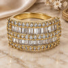 Anillo Multi Piedra 01.99.0026.08 Oro Laminado, Diseño de Baguette, con Zirconia Cubica Blanca y Micro Pave Blanca, Pulido, Tono Dorado (Tamaño 8)
