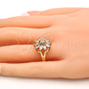 Anillo Multi Piedra 01.210.0046.08 Oro Laminado, Diseño de Flor, con Blanca Zirconia Cubica, Pulido, Tono Dorado (Size 8)