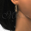 Argolla Pequeña 02.102.0007.20 Oro Laminado, Diseño de Llave Griega, Pulido, Tres Tonos