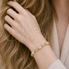 Pulsera Tennis 03.206.0001.8.07 Oro Laminado, Diseño de Besos y Abrazos, con Blanca Zirconia Cubica and Blanca Micro Pave, Pulido, Tono Dorado (07 MM Thickness, 7 Inches Length)
