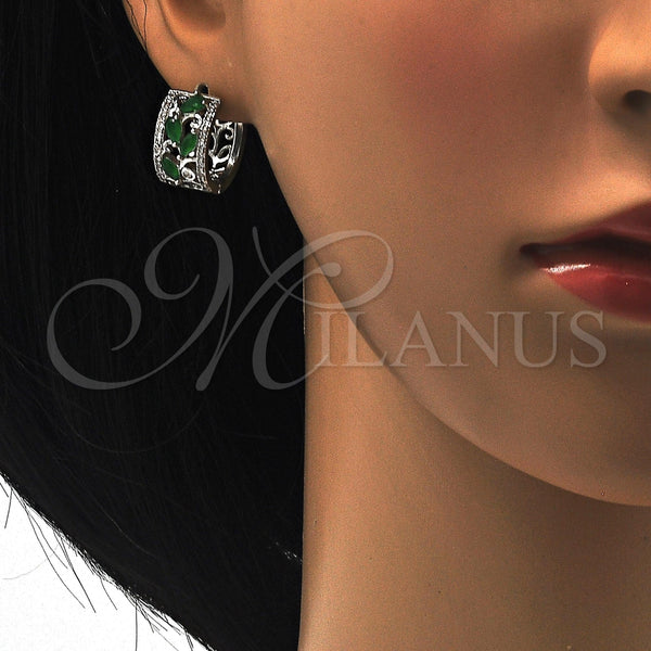 Argolla Huggie 02.210.0090.9.15 Rodio Laminado, Diseño de Gota y Oja, con Zirconia Cubica Verde y Blanca, Pulido, Rodinado