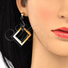 Arete Largo 02.268.0075.1 Oro Laminado, Resinado Negro, Tono Dorado
