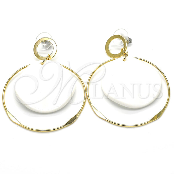 Arete Largo 02.268.0076 Oro Laminado, Resinado Blanco, Tono Dorado