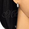 Argolla Huggie 02.210.0107.15 Oro Laminado, con Blanca Zirconia Cubica, Pulido, Dos Tonos