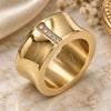 Anillo de Hombre 01.328.0005.1.12 Acero Inoxidable, con Zirconia Cubica Blanca, Pulido, Tono Dorado (Tamaño 12)