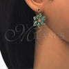 Arete Gancho Frances 02.64.0638 Oro Laminado, Diseño de Flor, con Turquoise and Blanca Cristal, Pulido, Tono Dorado