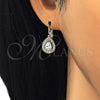 Arete Gancho Frances 02.210.0224 Oro Laminado, Diseño de Gota, con Blanca Zirconia Cubica, Pulido, Tono Dorado