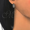 Argolla Huggie 02.210.0147.20 Oro Laminado, con Blanca Zirconia Cubica, Pulido, Dos Tonos