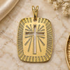 Dije Religioso 05.09.0068 Oro Laminado, Diseño de Cruz, Pulido, Tono Dorado