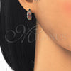Argolla Huggie 02.316.0028.15 Oro Laminado, con Granate and Blanca Zirconia Cubica, Pulido, Tono Dorado