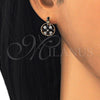 Argolla Huggie 02.316.0042.15 Oro Laminado, Diseño de Flor, con Negro and Blanca Zirconia Cubica, Pulido, Tono Dorado