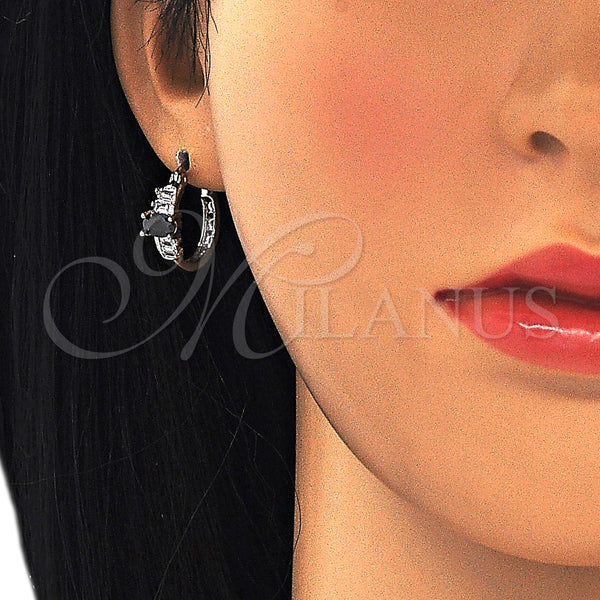 Argolla Pequeña 02.210.0303.8.15 Rodio Laminado, con Zirconia Cubica Negro y Blanca, Pulido, Rodinado