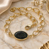 Pulsera Elegante 03.09.0070.07 Oro Laminado, Diseño de Rolo, con Opal Negro, Pulido Negro, Tono Dorado (7 Pulgadas de Largo)