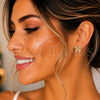 Arete Dormilona 02.156.0455 Oro Laminado, Diseño de Mariposa, con Blanca Micro Pave, Pulido, Tono Dorado