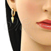 Argolla Huggie 02.368.0058.15 Oro Laminado, Diseño de Corazón y Ojo Griego, con Blanca Micro Pave, Pulido, Tono Dorado