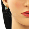 Argolla Huggie 02.210.0497.1.15 Oro Laminado, Diseño de Flor, con Aqua Azul Zirconia Cubica, Pulido, Tono Dorado