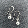 Arete Colgante 02.392.0006 Plata Rodinada, Diseño de Bola, Pulido, Tono Plateado