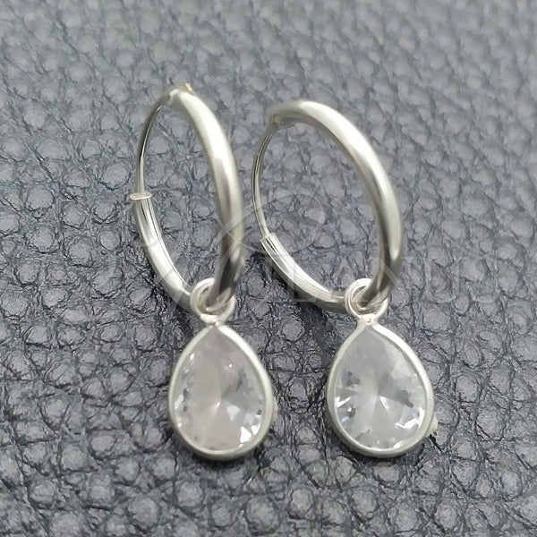Argolla Pequeña 02.397.0021.15 Plata Rodinada, Diseño de Gota, con Zirconia Cubica Blanca, Pulido, Tono Plateado