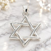 Dije Elegante 05.398.0044 Plata Rodinada, Diseño de Judaica y Estrella de Davi, Pulido, Crudo