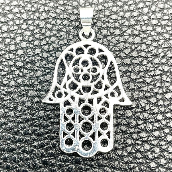 Dije Religioso 05.392.0047 Plata Rodinada, Diseño de Mano de Dios, Pulido, Tono Plateado