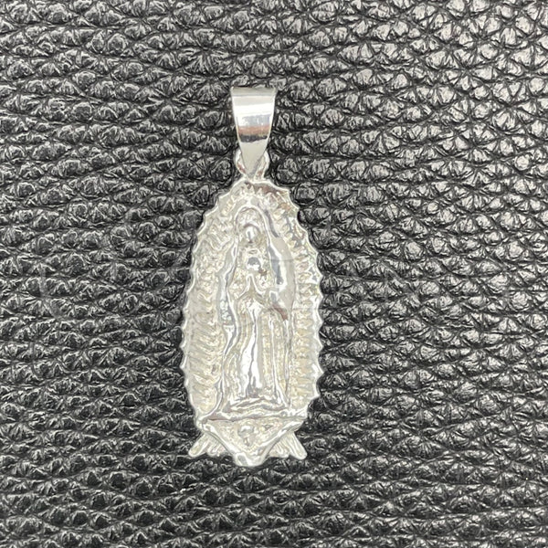 Dije Religioso 05.392.0068 Plata Rodinada, Diseño de Guadalupe, Pulido, Tono Plateado
