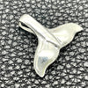 Dije Elegante 05.392.0080 Plata Rodinada, Diseño de Pescado, Pulido, Tono Plateado